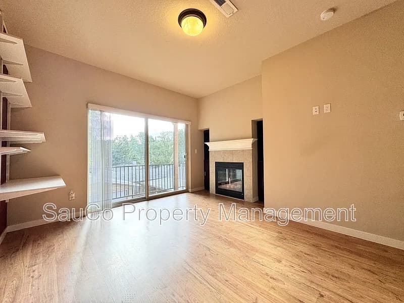 10438 SW Akilean Ter - Thumbnail 5